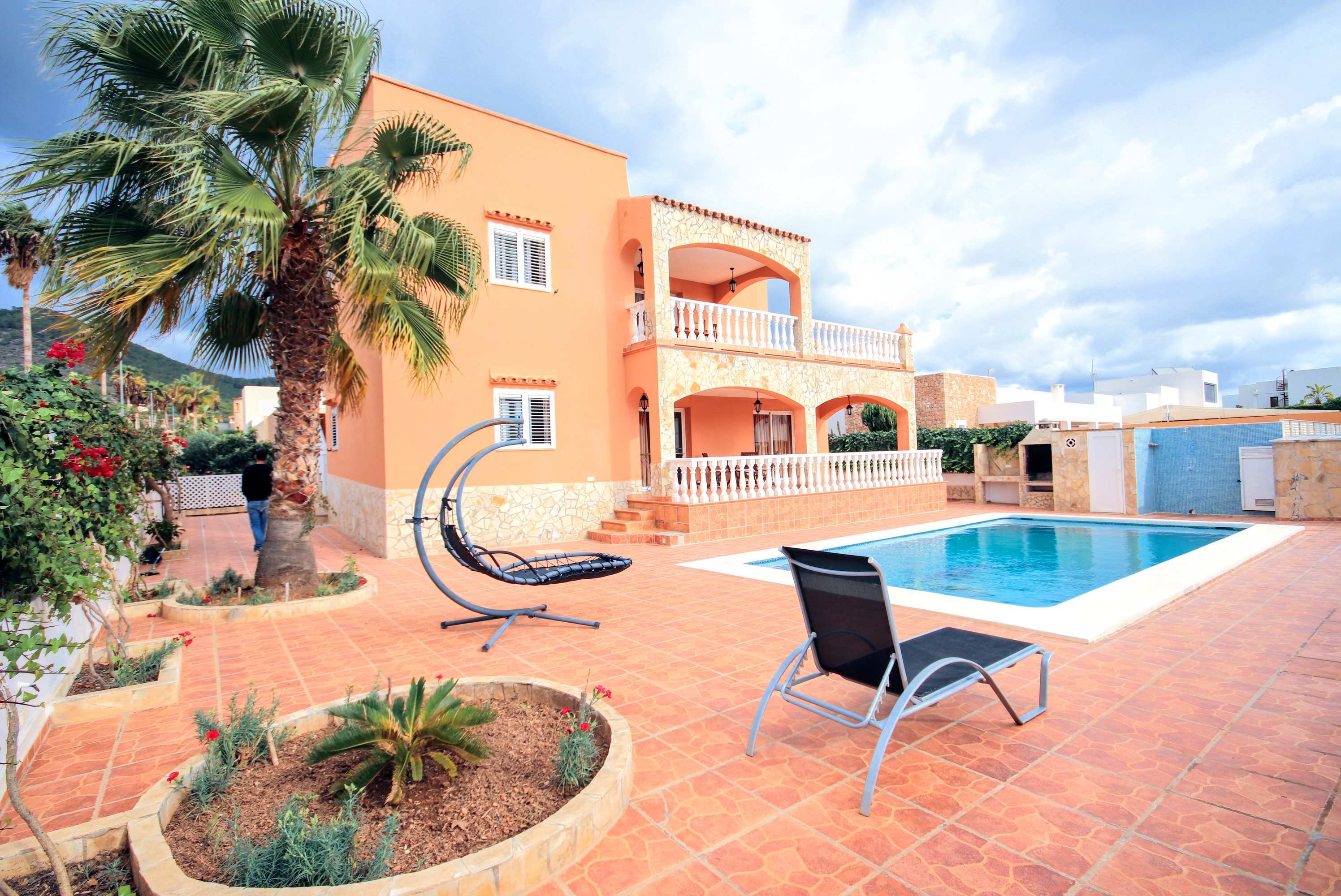 Belle maison avec piscine privée à 5 minutes d’Ibiza