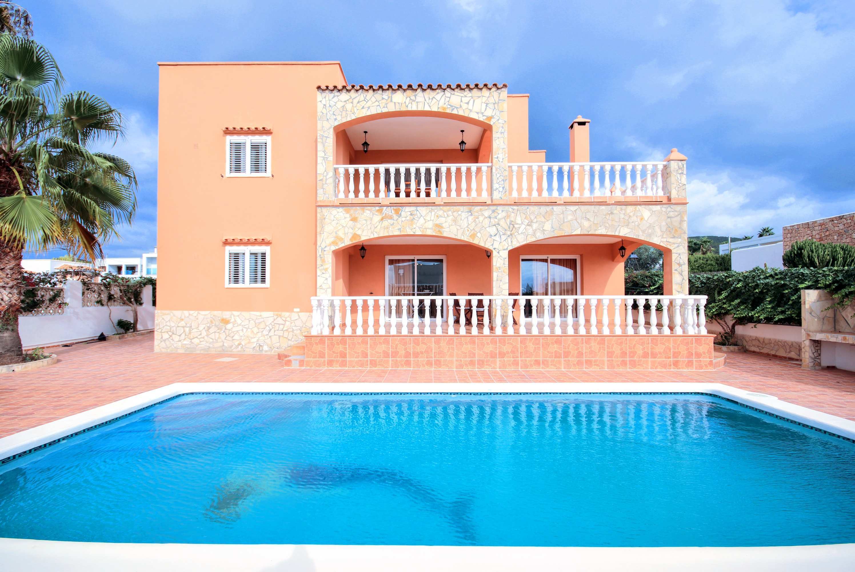 Beautiful house with private pool 5 minutes from Ibiza