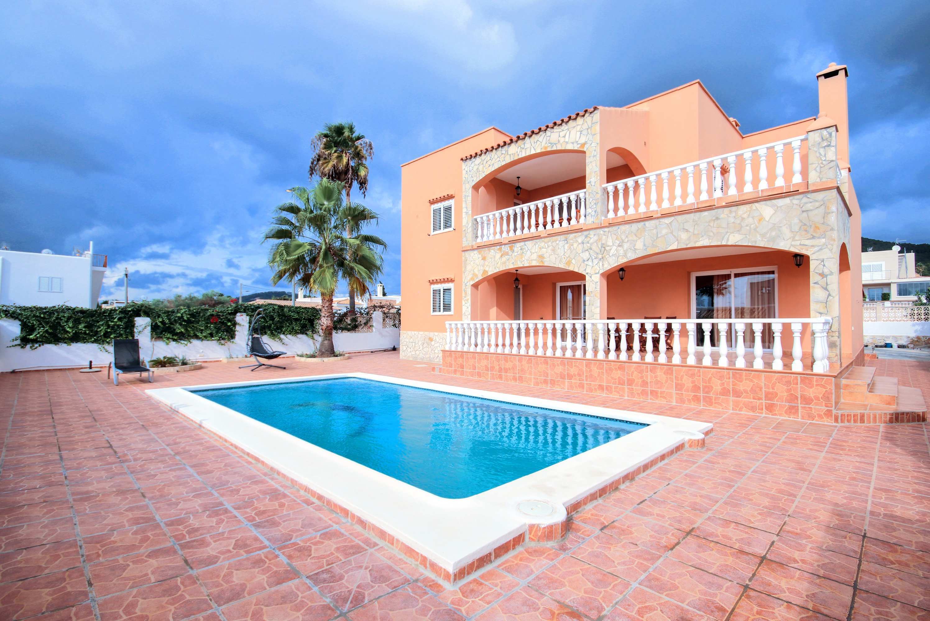 Schönes Haus mit privatem Pool 5 Minuten von Ibiza entfernt