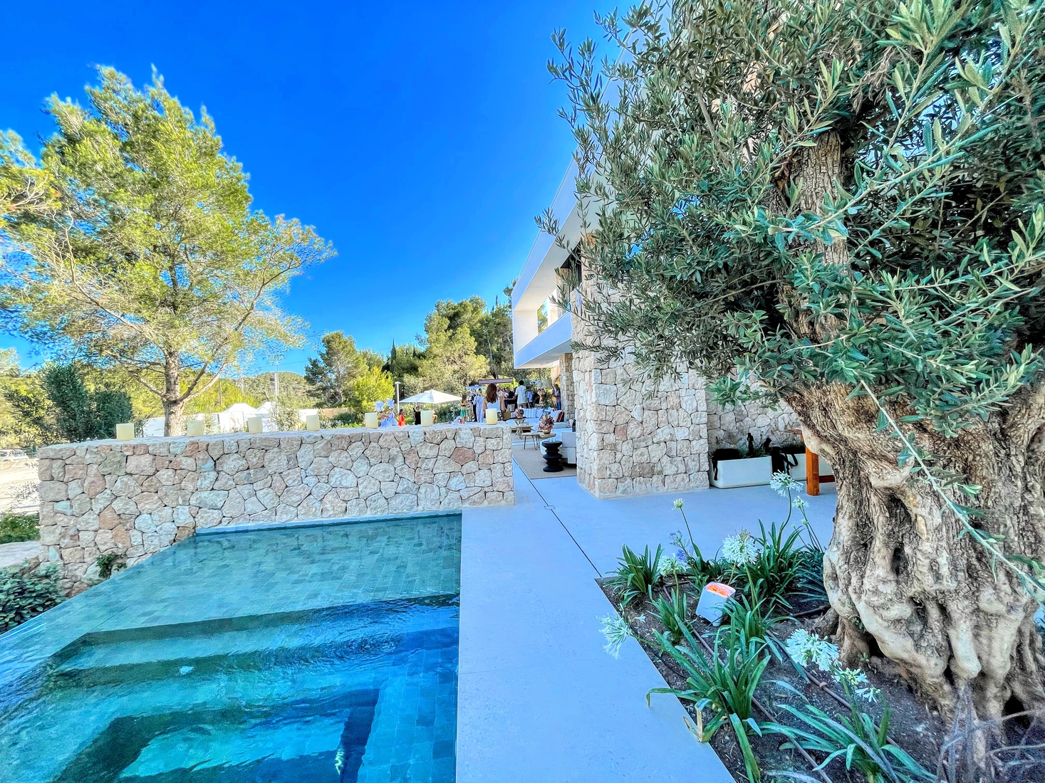 Schöne Neubauvilla in Roca Llisa neben Ibiza Golf
