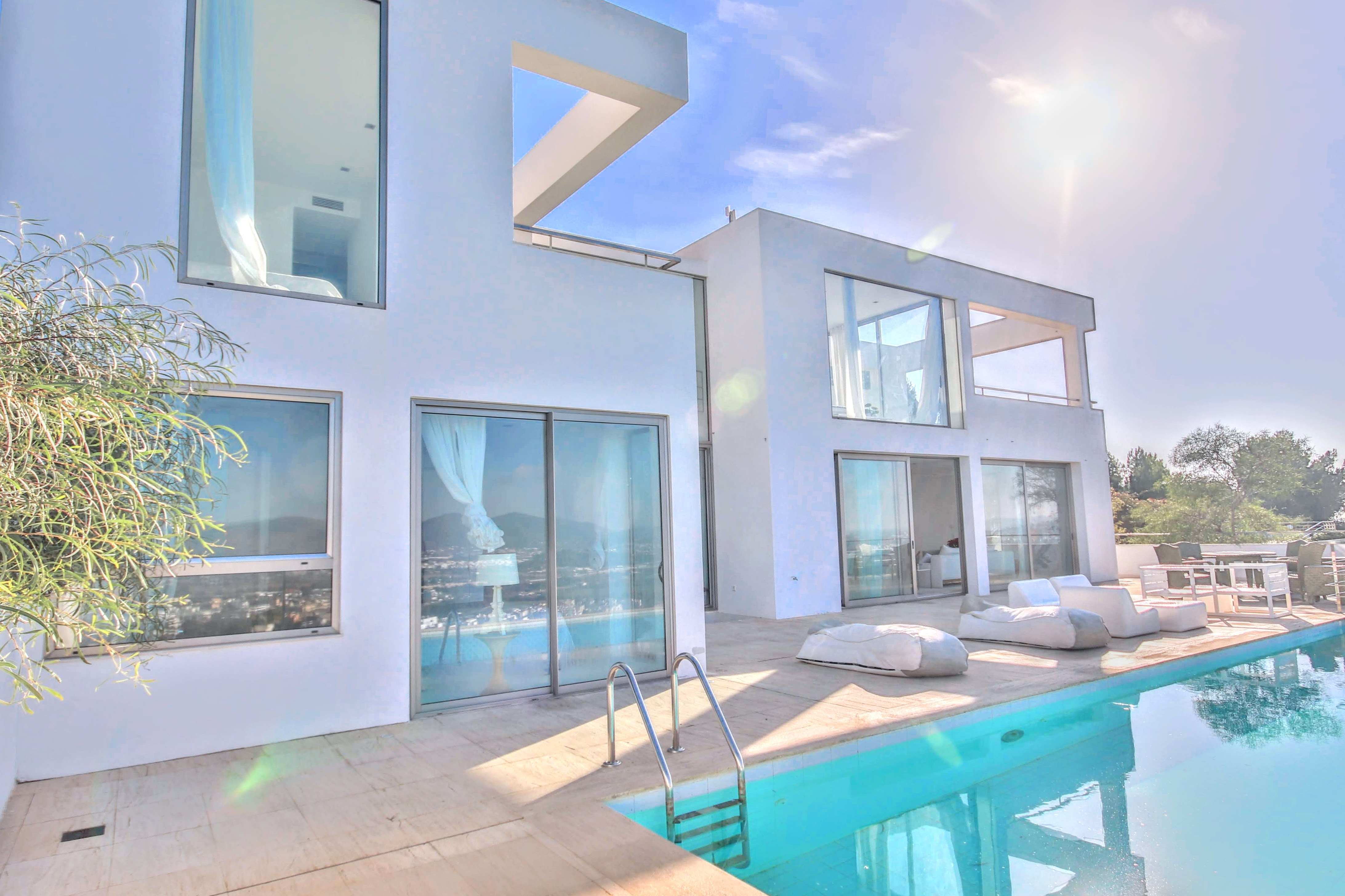 Fantástica villa en Ibiza con vistas panorámicas